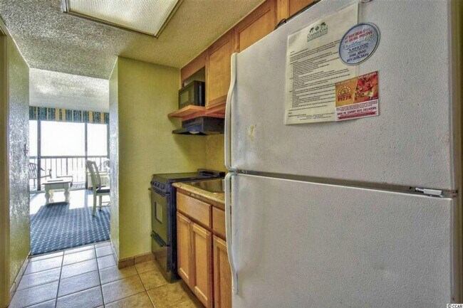 Building Photo - 2311 S Ocean Blvd