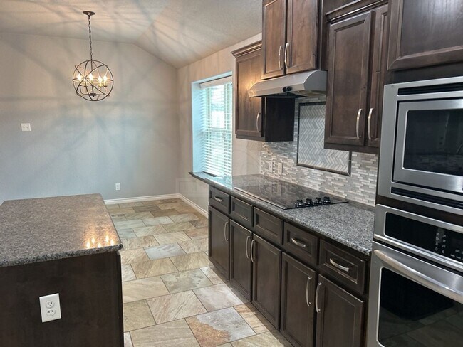 Building Photo - 1604 Granex Dr