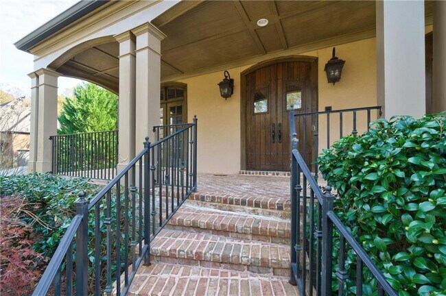 Building Photo - 521 Brendlynn Ct