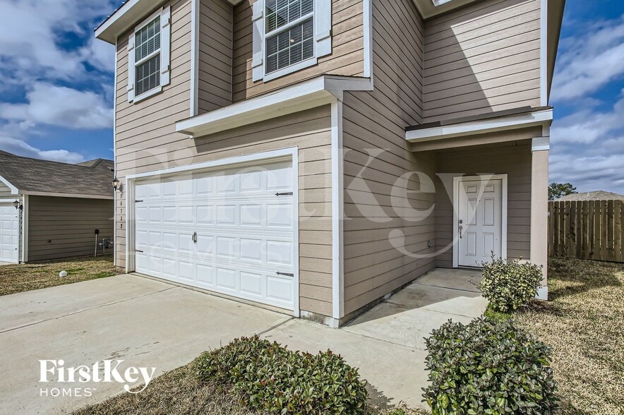 Building Photo - 26732 Frost Dr