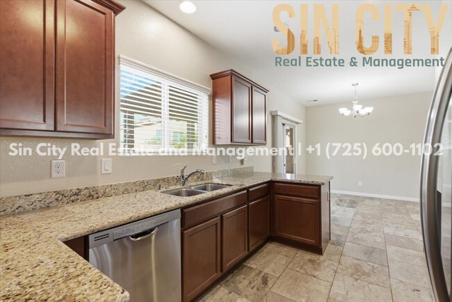 Building Photo - "Charming 3-Bed Oasis with 2.5 Baths on Winterfell Place – 1745 Sq. Ft. of Comfortable Living in ...