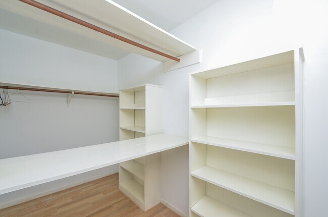 Building Photo - 2103 Winged Foot Dr