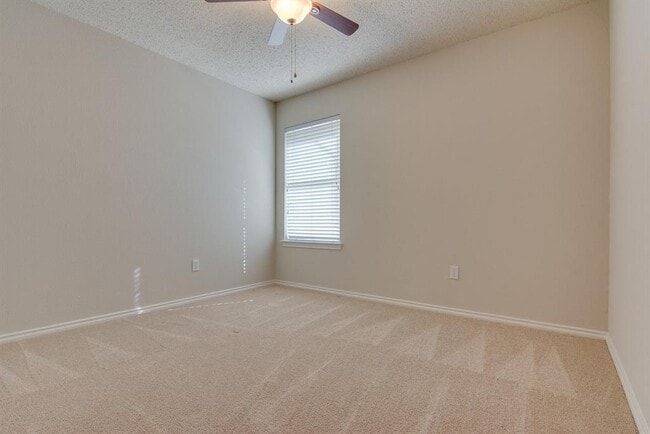 Building Photo - 507 Blueberry Hill Ln