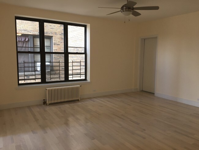 Floorplan - 658-666 West 188th