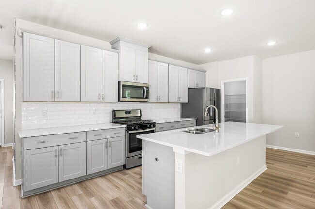 Building Photo - 4008 Passenger Pl