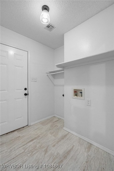 Building Photo - 1561 Whippoorwill Dr