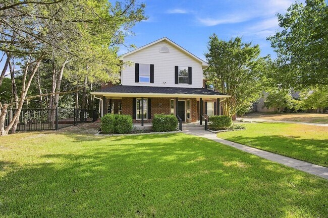 Building Photo - 7030 Pecan Creek Cir