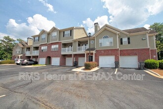 Building Photo - 3500 Sweetwater Rd