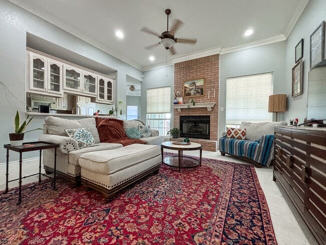 Building Photo - 1751 Loma Verde Dr