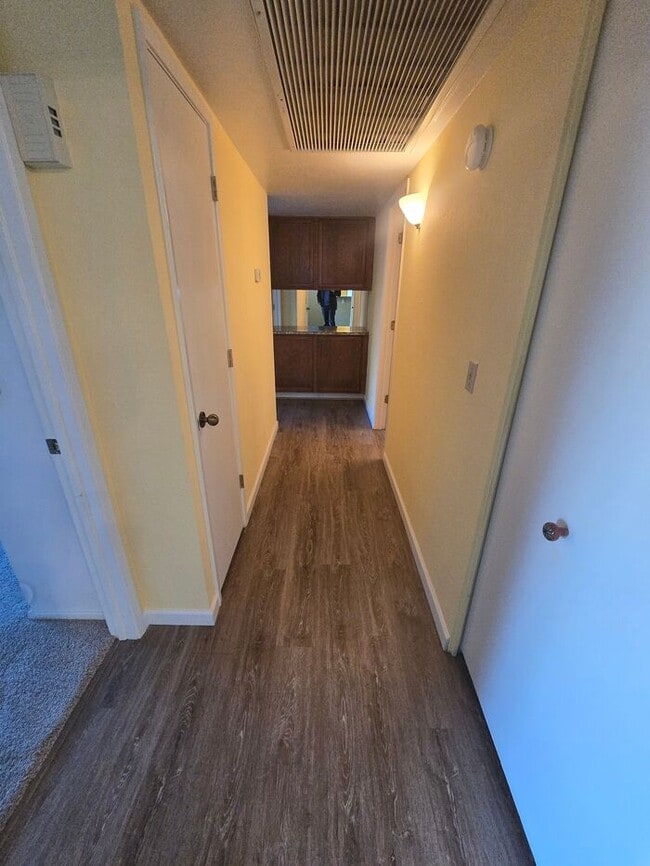 Building Photo - 7909 E Colette Cir