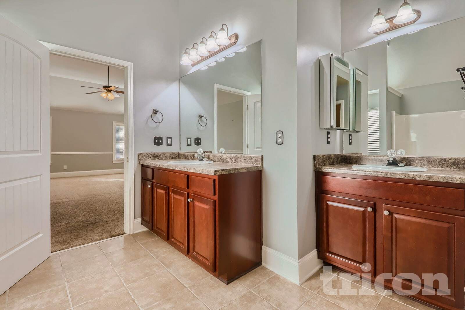 Building Photo - 223 Danvers St