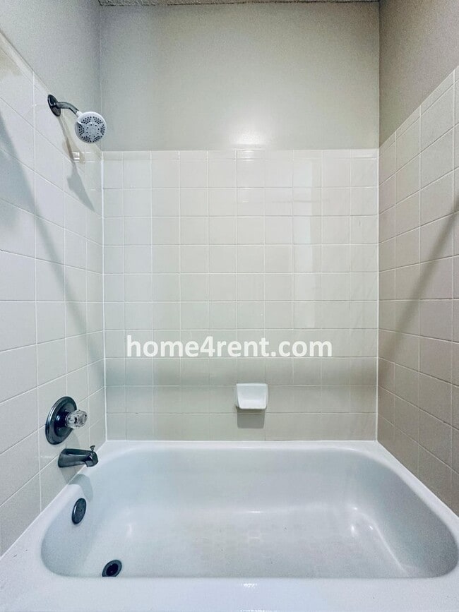 Building Photo - Maintenance Free! Main level Master, Finished Basement and Wood Floors in the Kitchen! *Brand New...