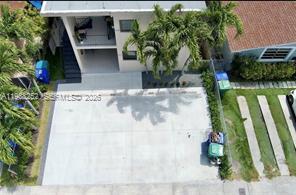 Building Photo - 3522 SW 25th St