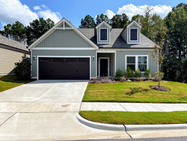 Primary Photo - Spacious 2bd/2ba Ranch Style home with impressive club amenities located in Ellis Crossing