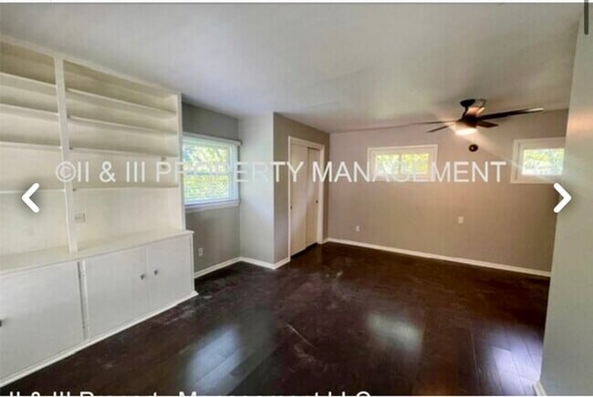 Building Photo - 5504 W 79th St