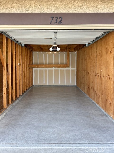 Building Photo - 21372 Brookhurst St