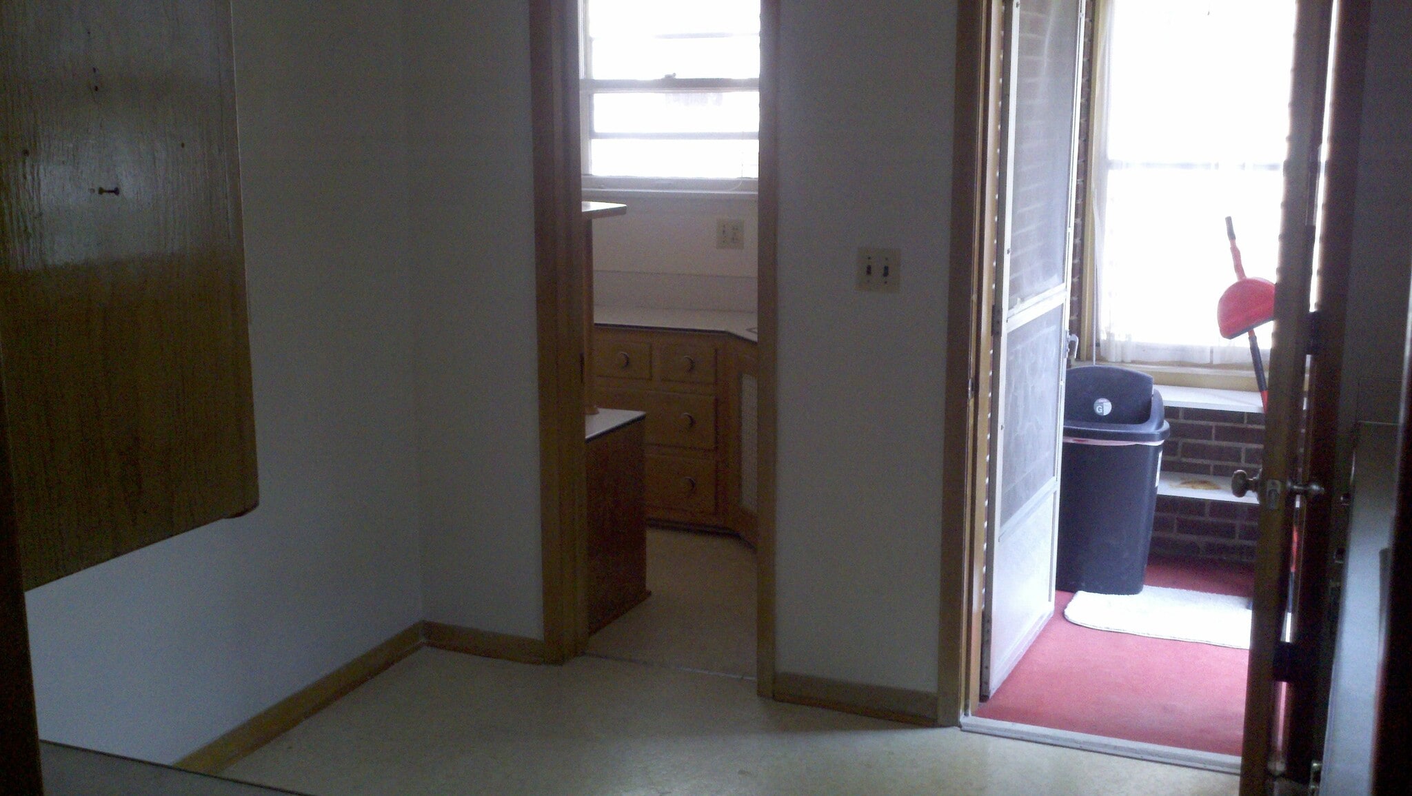 Building Photo - 430 E. Jefferson Street