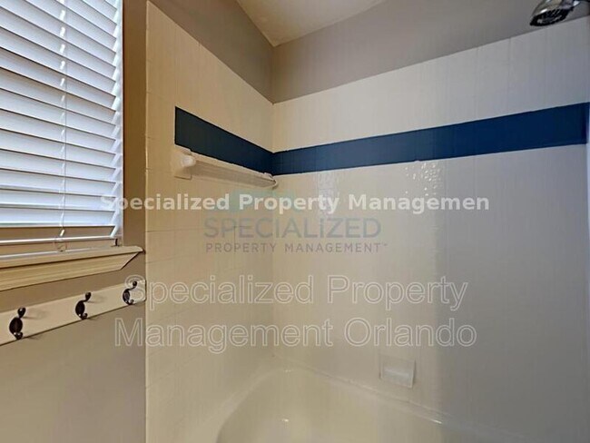 Building Photo - 805 W Smith St