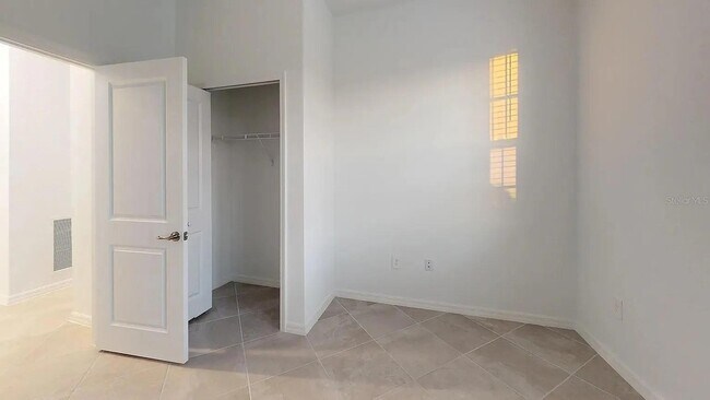 Building Photo - 2017 Gardenia Ave