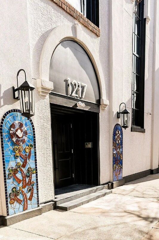 Building Photo - 1215 N Hancock St