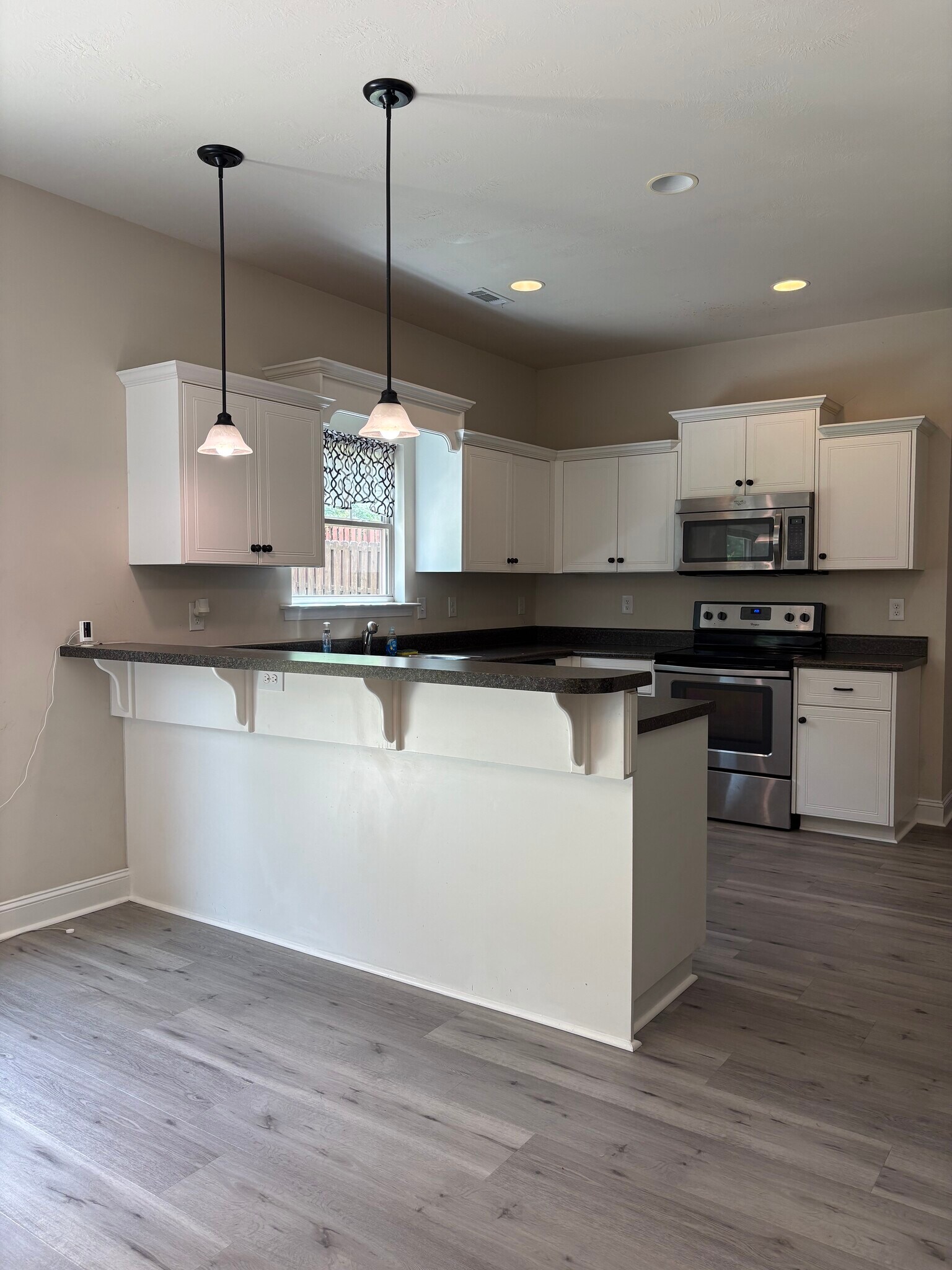 Kitchen - 505 Cranberry Cir