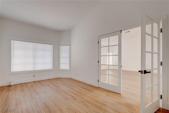 Building Photo - 8608 Highacre Dr