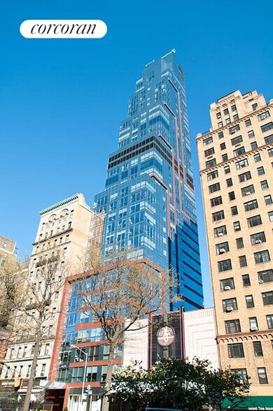 Building Photo - 2628 Broadway