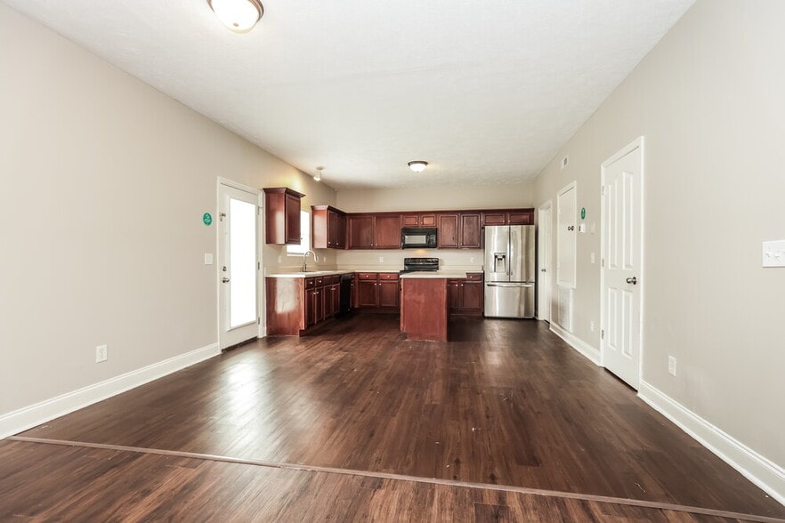 Building Photo - 3342 Hamberton Cir