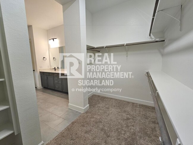 Building Photo - Move-In Ready Home in Sienna with Resort Amenities
