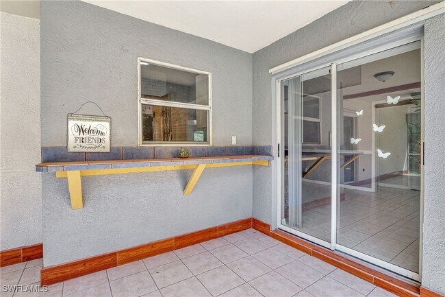 Building Photo - 590 Golden Gate Blvd W