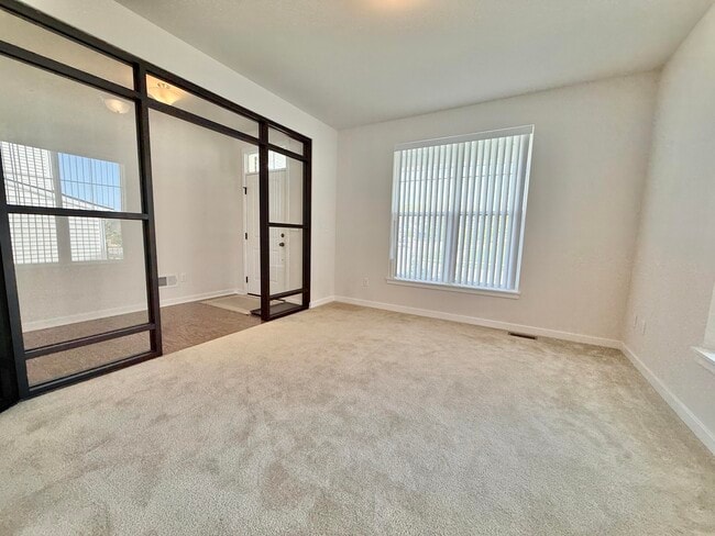 Building Photo - 6394 S Trailwoods Dr