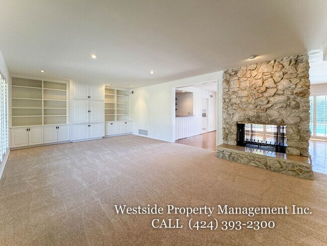 Building Photo - 16951 Ivadel Pl