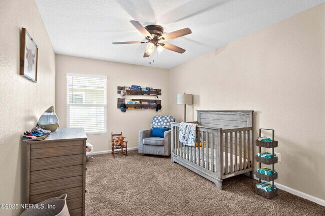 Building Photo - Welcome home to this beautiful 4 bedroom, ...