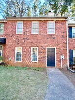 Building Photo - 280 Timber Creek Ln SW