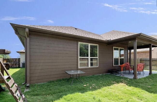 Building Photo - 2781 Santa Ana Ln