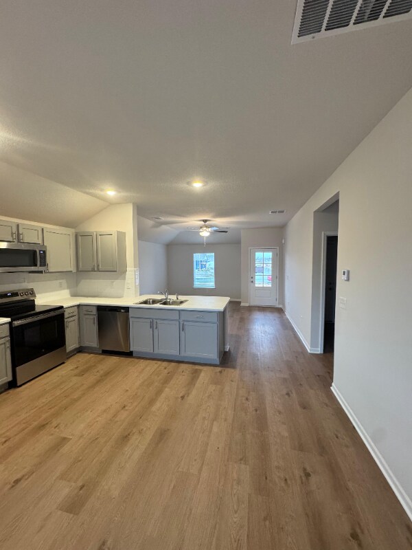 Building Photo - 893 N Buckeye St