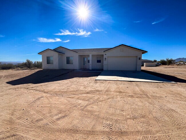 Building Photo - 4Bed/2Bath House in Rio Verde! $199 MOVE-I...