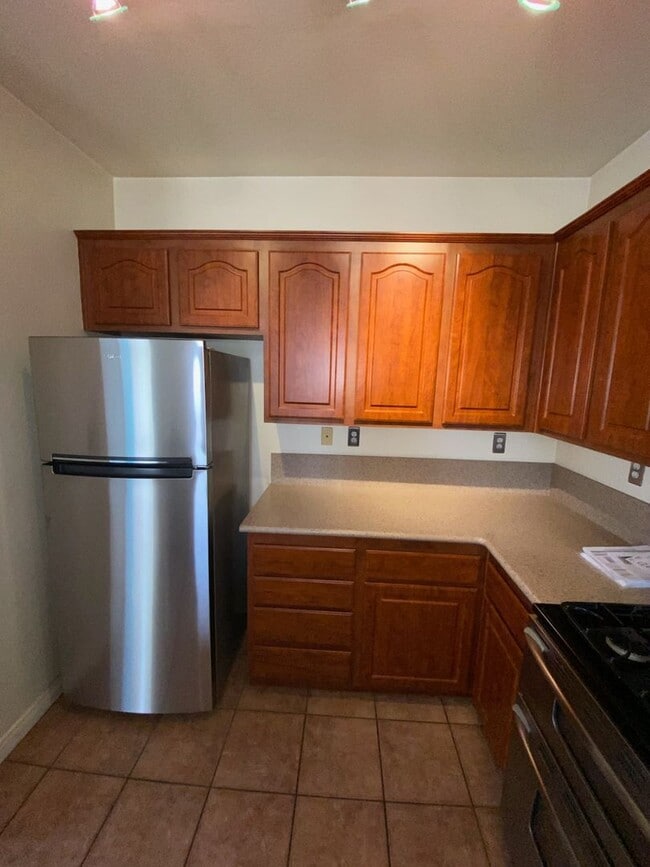 Building Photo - Beautiful 2 Bedroom 2 Bath Condo in the heart of Rancho San Diego!