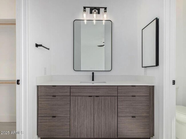 Building Photo - 3109 N 39th St