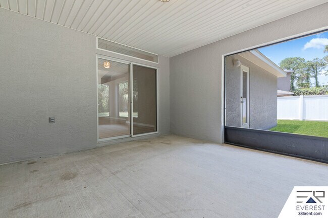 Building Photo - 25 Port Royal Dr