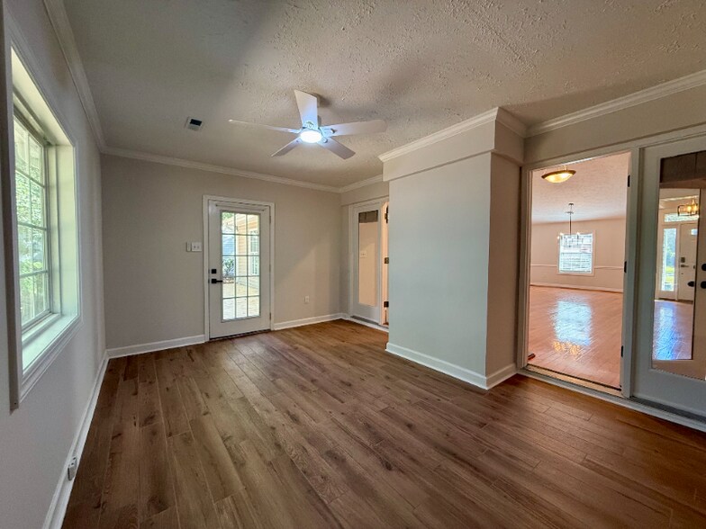 Building Photo - 9511 Indigo Club Dr