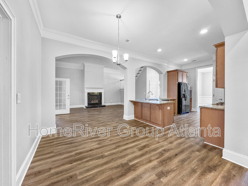 Building Photo - 3377 Alhambra Cir