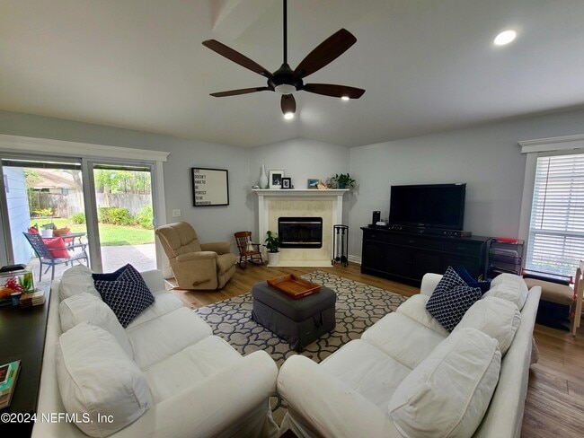 Building Photo - 1150 Nesting Eagles Ln