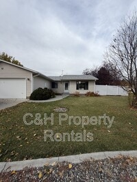 Building Photo - 3550 Granger Ave E