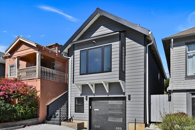 Building Photo - 66 Delano Ave