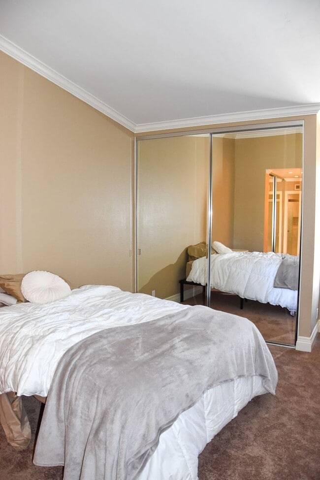 Building Photo - Steps to Chapman University