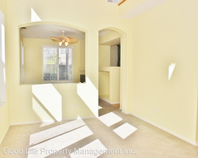 Building Photo - 3 br, 2.5 bath House - 16924 Abundante St