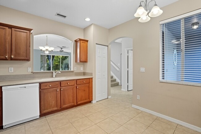 Building Photo - 3383 Antica St