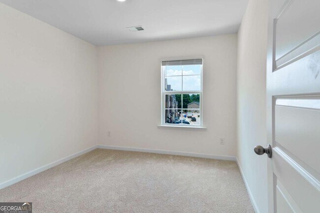 Building Photo - 2187 Foley Pk St