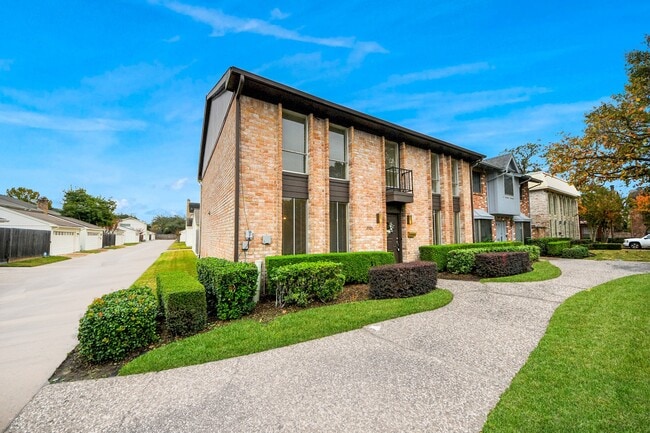 Building Photo - 3021 Teague Rd